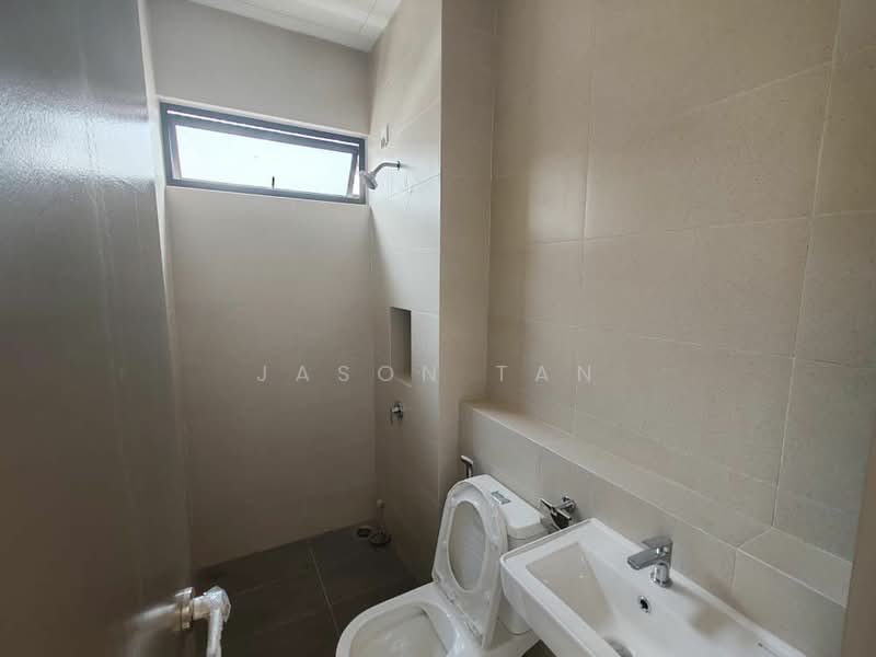 Cluster House for Sale in Austin Crest (Johor Bahru) - Jason Tan - Bathroom - PropertyGuru.com.my