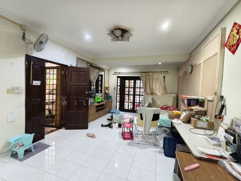 Rumah Teres 2 Tingkat untuk Dijual di Taman Molek (Johor Bahru) - William Tay - Living Room - PropertyGuru.com.my