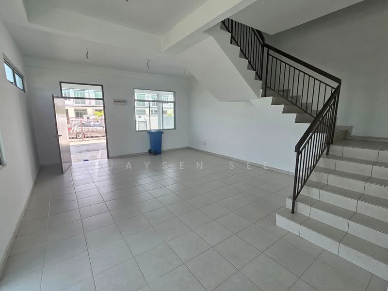 2-storey Terraced House for Sale in Taman Rambai Indah (Jenjarom) - Jaysen See - Entrance - PropertyGuru.com.my