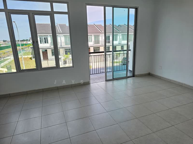 2-storey Terraced House for Sale in Taman Rambai Indah (Jenjarom) - Jaysen See - Balcony - PropertyGuru.com.my