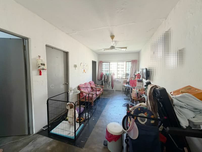 Pangsapuri untuk Dijual di Suria Magna - Crystal Lum - Living Room - PropertyGuru.com.my