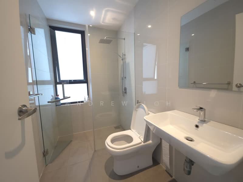 Servis Apartment untuk Disewa di Continew - Andrew Loh - Bathroom - PropertyGuru.com.my