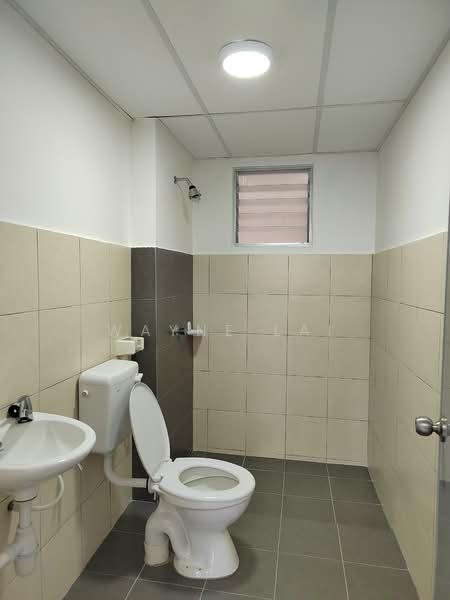 Pangsapuri untuk Disewa di Danau Ria - Wayne Lai - Bathroom - PropertyGuru.com.my