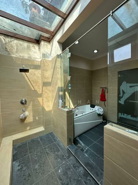 Rumah Berkembar untuk Dijual di Ampang Jaya (Ampang) - CCY Chan - Bathroom - PropertyGuru.com.my