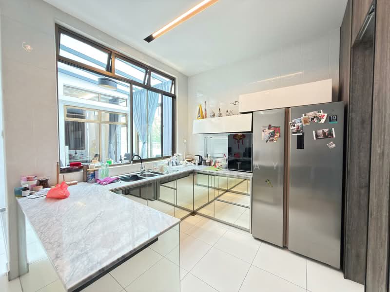 Semi-Detached House for Sale in Setia Tropika (Johor Bahru) - William Tay - Kitchen - PropertyGuru.com.my