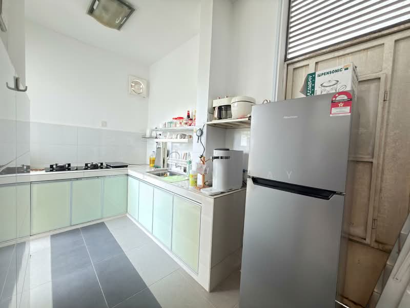 Semi-Detached House for Sale in Setia Tropika (Johor Bahru) - William Tay - Kitchen - PropertyGuru.com.my