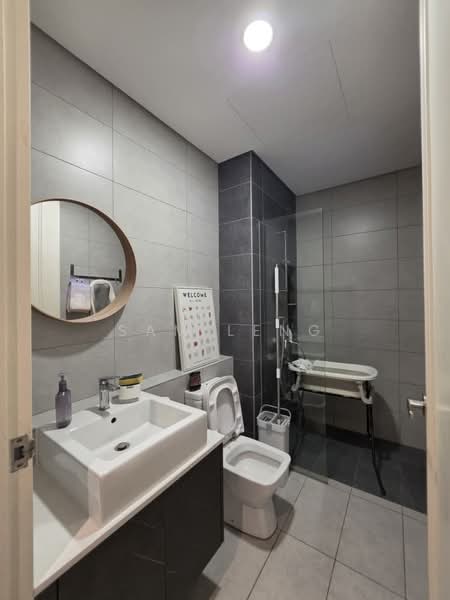 Kondominium untuk Dijual di The Alcove @ The Glades - Sam Leng - Bathroom - PropertyGuru.com.my