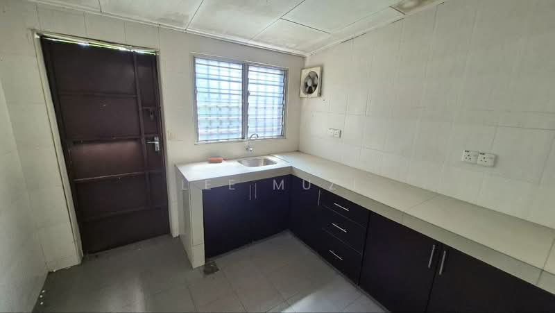 Rumah Teres 1 Tingkat untuk Dijual di Taman Canning (Ipoh) - Lee Muzi - Kitchen - PropertyGuru.com.my