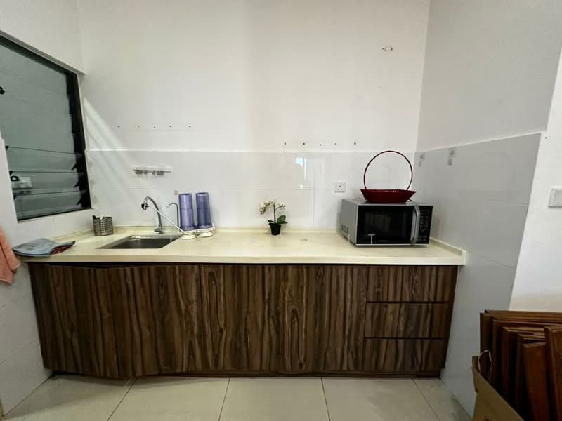 Condominium for Sale at The Hamilton - Lucas Sit - Kitchen - PropertyGuru.com.my