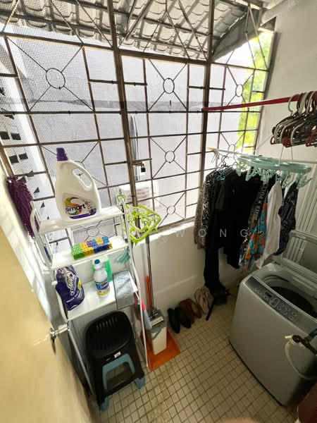 Pangsapuri untuk Dijual di Subang Perdana Goodyear Court 10 - Edwin Wong - Balcony - PropertyGuru.com.my