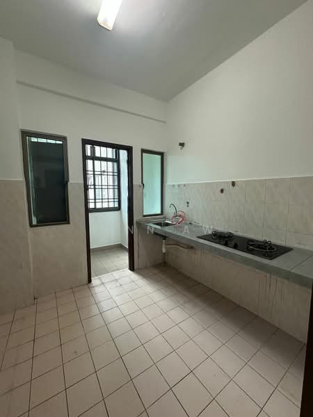 Apartment for Sale at Danga View Apartment - Finn Aw - Kitchen - PropertyGuru.com.my