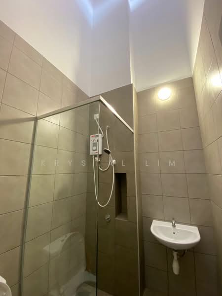 2-storey Terraced House for Rent in Setia Safiro (Cyberjaya) - Krystal Lim - Bathroom - PropertyGuru.com.my
