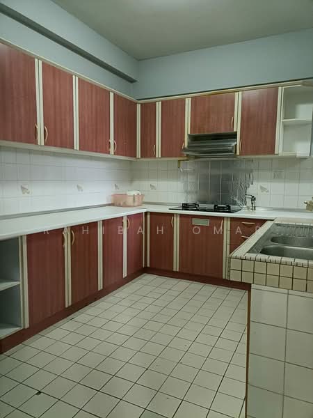 Kondominium untuk Disewa di Kiara Park - Rahibah Omar - Kitchen - PropertyGuru.com.my