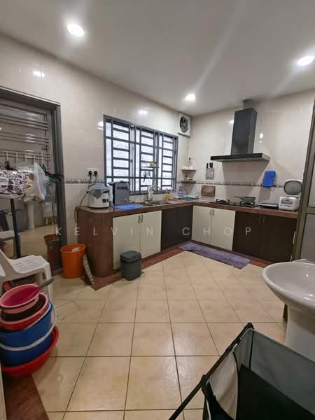 Rumah Teres 2 Tingkat untuk Dijual di Taman Setia Indah (Tebrau) - Kelvin Chop - Kitchen - PropertyGuru.com.my