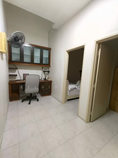 Rumah Teres 2 Tingkat untuk Dijual di Taman Setia Indah (Tebrau) - Kelvin Chop - Study - PropertyGuru.com.my