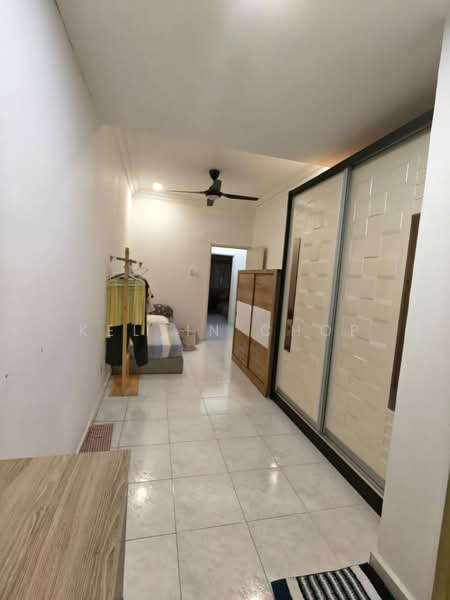 Rumah Teres 2 Tingkat untuk Dijual di Taman Setia Indah (Tebrau) - Kelvin Chop - Bedroom - PropertyGuru.com.my