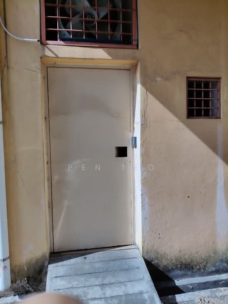 Shop / Office for Rent in Dato Keramat (George Town) - Pen Teo - Back Door - PropertyGuru.com.my