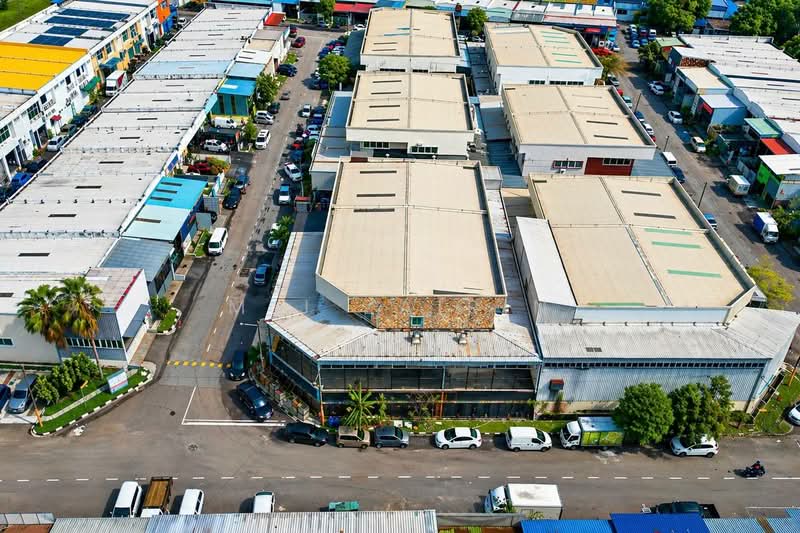 Factory for Sale in Taman Perindustrian Tanah Tampoi (Tampoi) - M.J Zairin - Exterior - PropertyGuru.com.my
