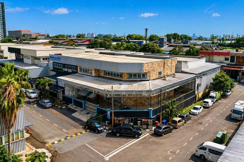Factory for Sale in Taman Perindustrian Tanah Tampoi (Tampoi) - M.J Zairin - Exterior - PropertyGuru.com.my