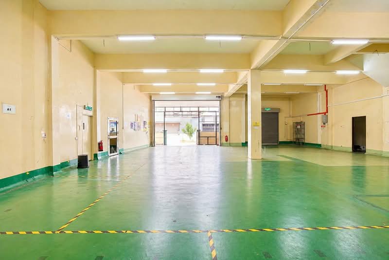 Factory for Sale in Taman Perindustrian Tanah Tampoi (Tampoi) - M.J Zairin - Interior - PropertyGuru.com.my