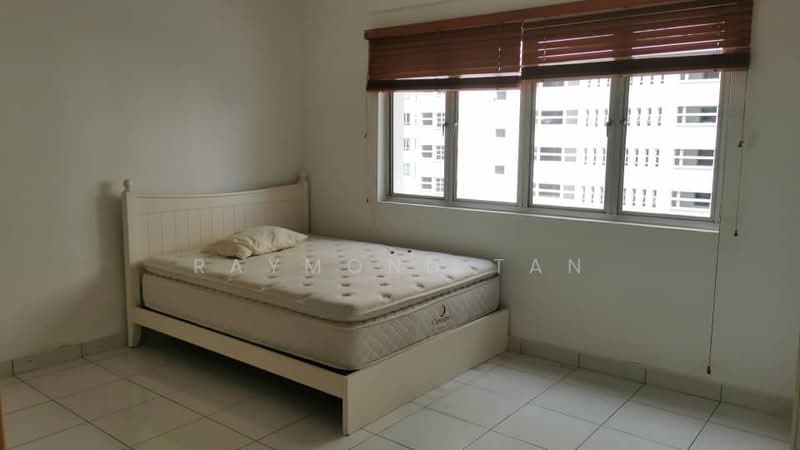 Condominium for Sale at Perdana Emerald - Raymond Tan - Bedroom - PropertyGuru.com.my