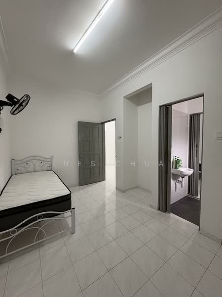 2-storey Terraced House for Rent in Johor Bahru (Johor) - Ines Chua - Bedroom - PropertyGuru.com.my