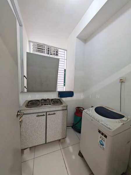Service Residence for Rent at The Sky Executive Suites - April Chin - Kitchen - PropertyGuru.com.my