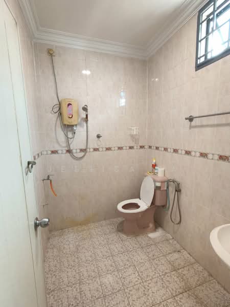 Terraced House for Rent in Taman Desa Tebrau (Tebrau) - Jessica Ma - Bathroom - PropertyGuru.com.my