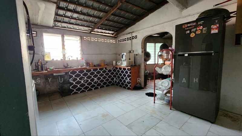 Rumah Teres 1 Tingkat untuk Dijual di Shah Alam (Selangor) - Syukor Hartanah - Kitchen - PropertyGuru.com.my
