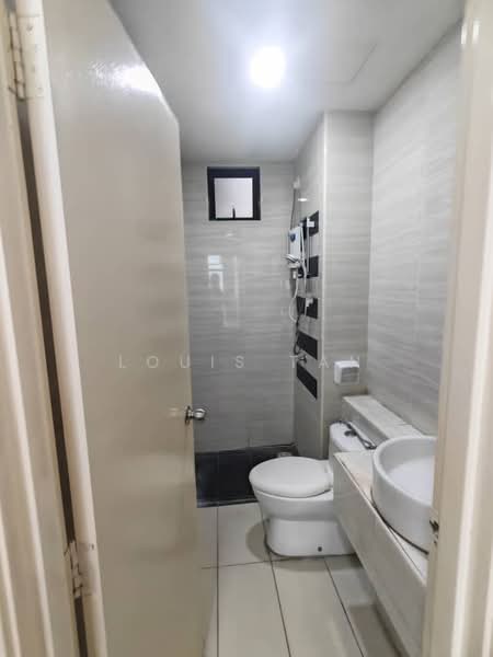Service Residence for Rent at D'Summit Residences - Louis Tan - Bathroom - PropertyGuru.com.my