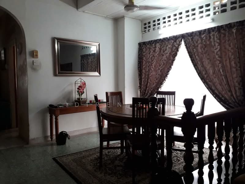 Rumah Teres 2 Tingkat untuk Disewa di Taman Maluri (Cheras) - Diren Tee - Dining Room - PropertyGuru.com.my