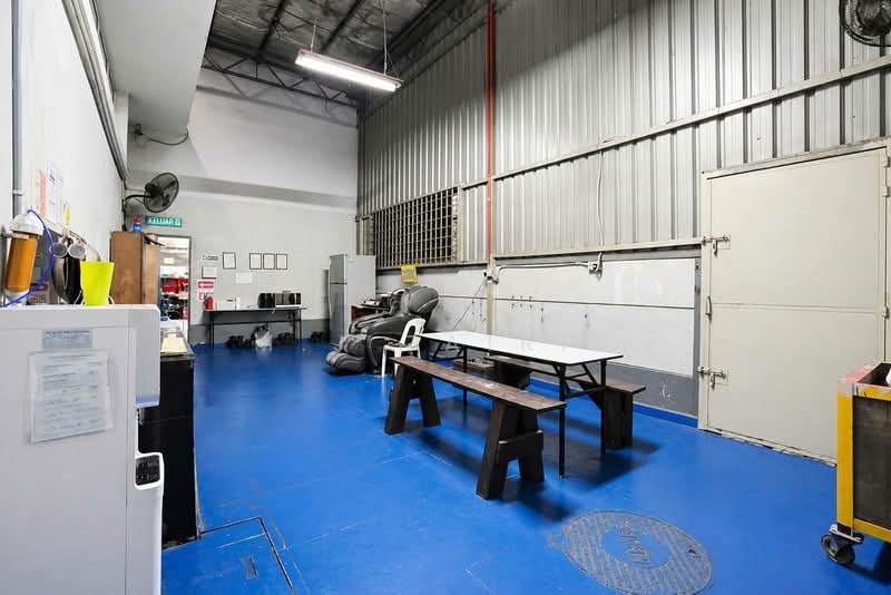 Semi-D Factory for Sale in Taman Perindustrian Tanah Tampoi (Tampoi) - M.J Zairin - Interior - PropertyGuru.com.my
