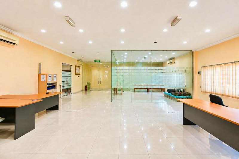 Semi-D Factory for Sale in Taman Perindustrian Tanah Tampoi (Tampoi) - M.J Zairin - Interior - PropertyGuru.com.my