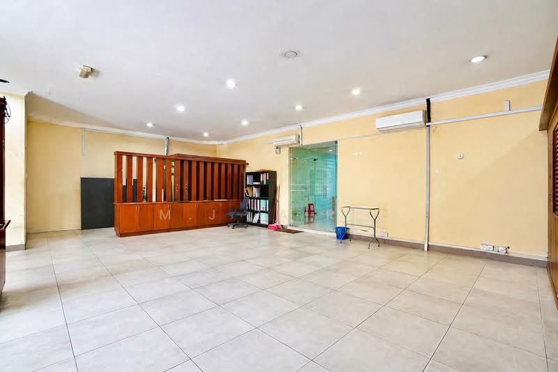 Semi-D Factory for Sale in Taman Perindustrian Tanah Tampoi (Tampoi) - M.J Zairin - Interior - PropertyGuru.com.my