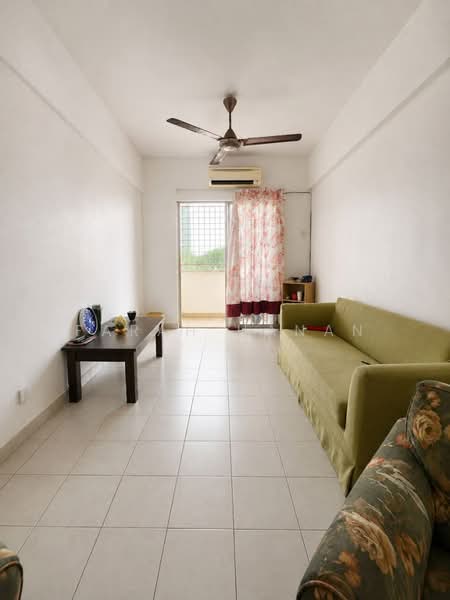 Apartment for Sale at Pangsapuri Sri Cempaka - Farah Hanan - Living Room - PropertyGuru.com.my