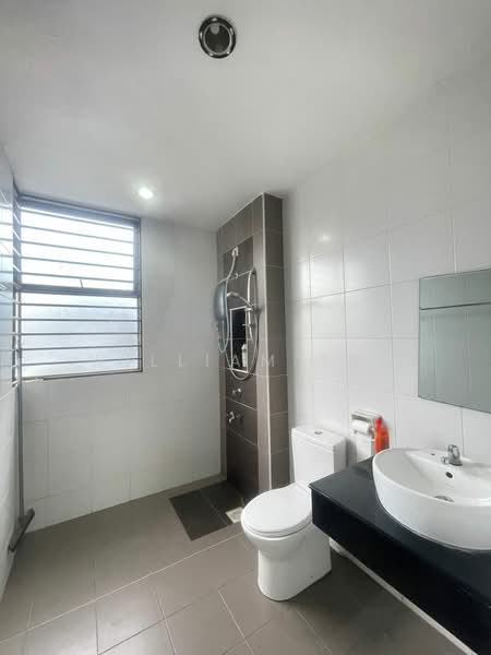 Cluster House for Sale in Taman Skudai Indah (Skudai) - William Tay - Bathroom - PropertyGuru.com.my