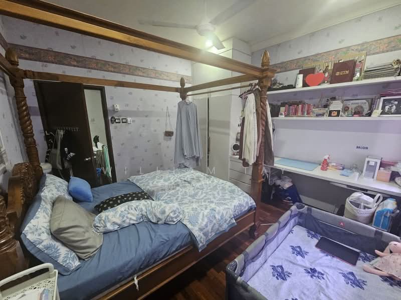 2-storey Terraced House for Sale in Taman Mutiara Rini (Skudai) - William Tay - Bedroom - PropertyGuru.com.my