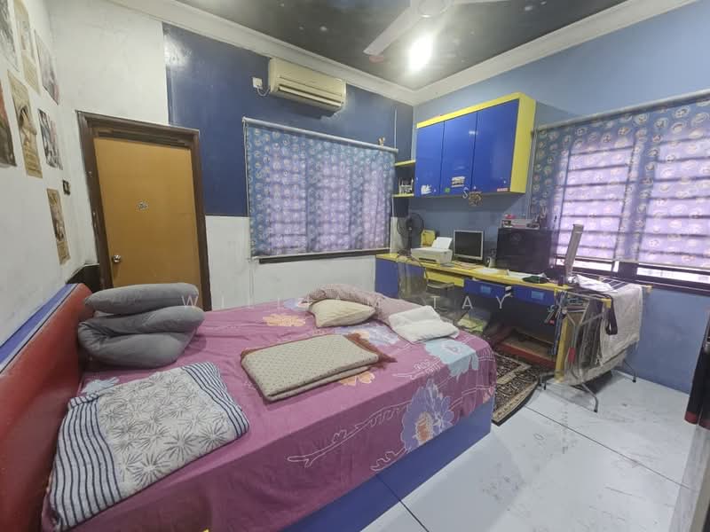 2-storey Terraced House for Sale in Taman Mutiara Rini (Skudai) - William Tay - Bedroom - PropertyGuru.com.my