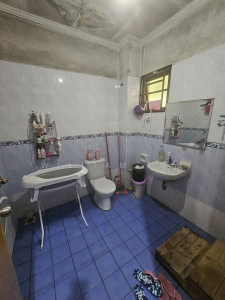 2-storey Terraced House for Sale in Taman Mutiara Rini (Skudai) - William Tay - Bathroom - PropertyGuru.com.my