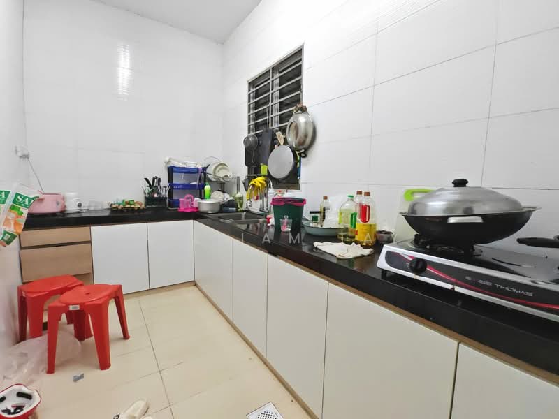 2-storey Terraced House for Sale in Taman Ehsan Jaya (Ulu Tiram) - William Tay - Kitchen - PropertyGuru.com.my