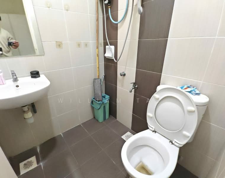 2-storey Terraced House for Sale in Taman Ehsan Jaya (Ulu Tiram) - William Tay - Bathroom - PropertyGuru.com.my