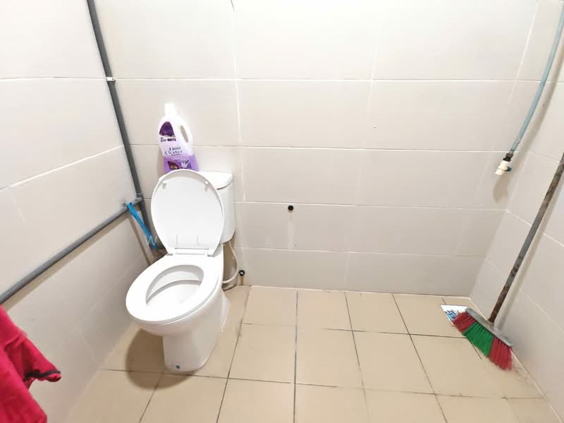 2-storey Terraced House for Sale in Taman Ehsan Jaya (Ulu Tiram) - William Tay - Bathroom - PropertyGuru.com.my