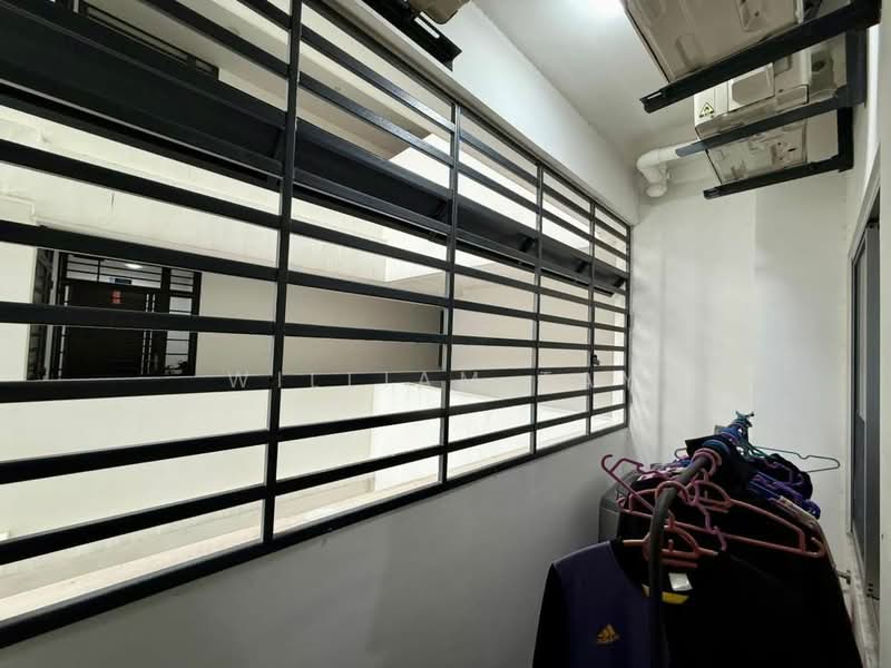Servis Apartment untuk Dijual di Sky Habitat - William Tay - Balcony - PropertyGuru.com.my