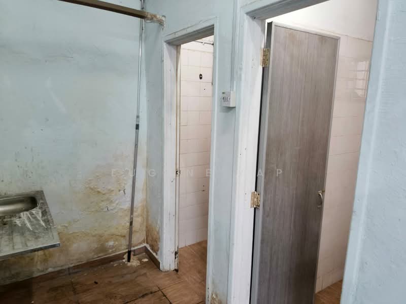Kedai untuk Dijual di Bandar Pinggiran Subang (Shah Alam) - Eugene Yap - PropertyGuru.com.my