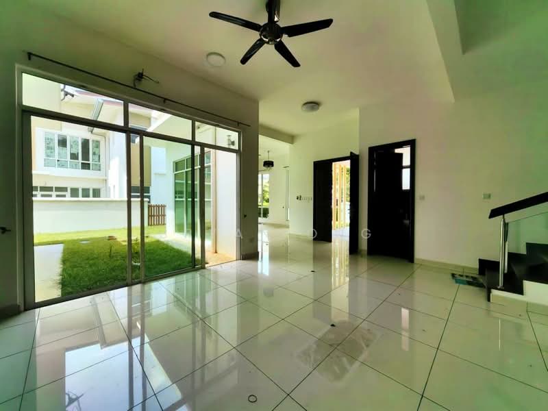 Rumah Berkembar untuk Disewa di Setia Eco Park (Setia Alam) - Bryan Ong - Living Room - PropertyGuru.com.my