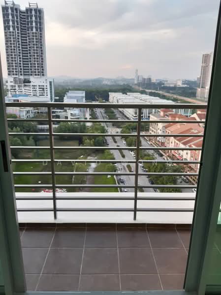 Servis Apartment untuk Dijual di D'Pulze Cyberjaya - David Wong - Balcony - PropertyGuru.com.my
