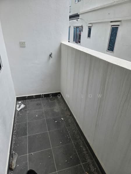 Kondominium untuk Disewa di Bangsar Hill Park - Jenson Low - Balcony - PropertyGuru.com.my