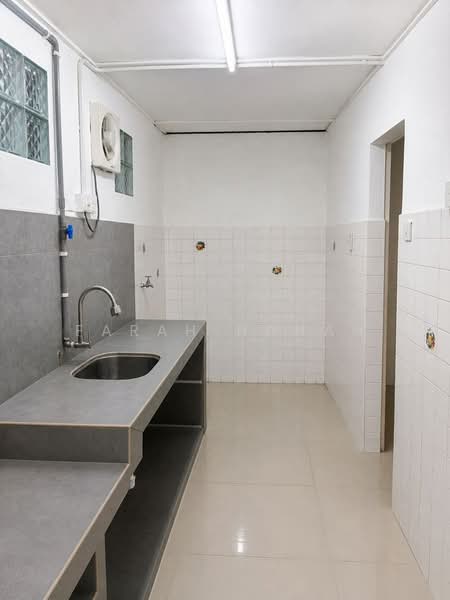 2-storey Terraced House for Sale in Segambut (Kuala Lumpur) - Farah Hanan - Kitchen - PropertyGuru.com.my