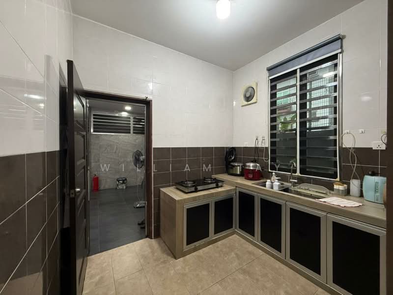 Semi-Detached House for Sale in Nusa Duta (Iskandar Puteri (Nusajaya)) - William Tay - Kitchen - PropertyGuru.com.my