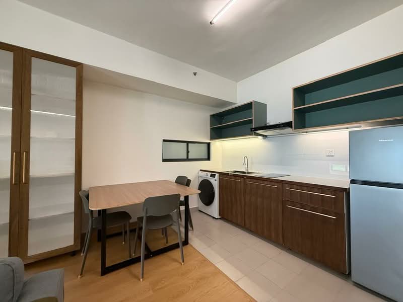 Servis Apartment untuk Disewa di Maya Bay Residences @ Gamuda Cove - Chris Lee - Kitchen - PropertyGuru.com.my